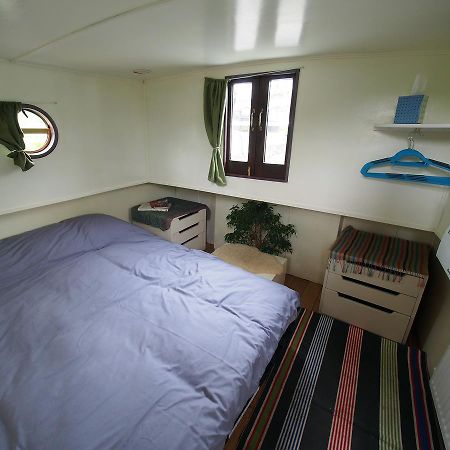 Sallins Roisin Dubh Houseboat酒店 外观 照片