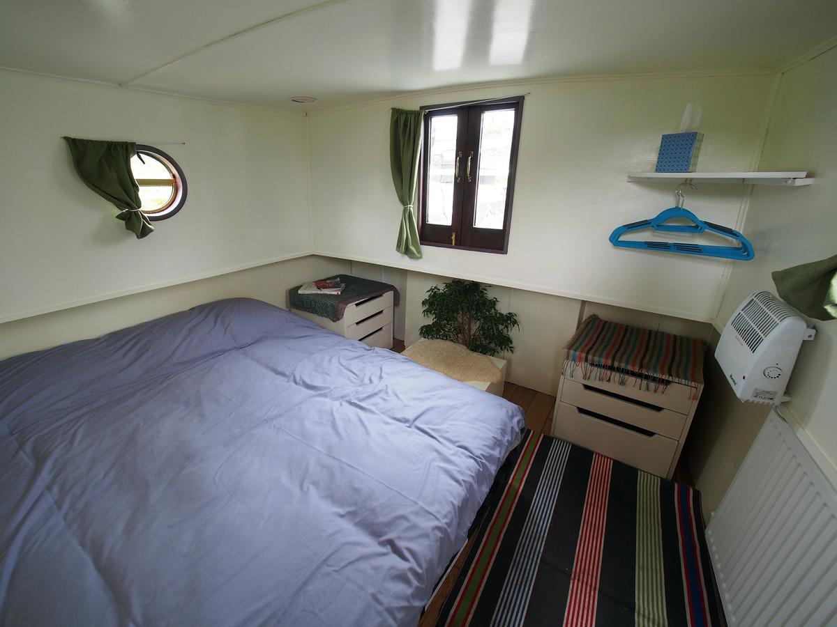 Sallins Roisin Dubh Houseboat酒店 外观 照片
